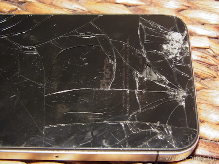 壊れ過ぎのiPhone4